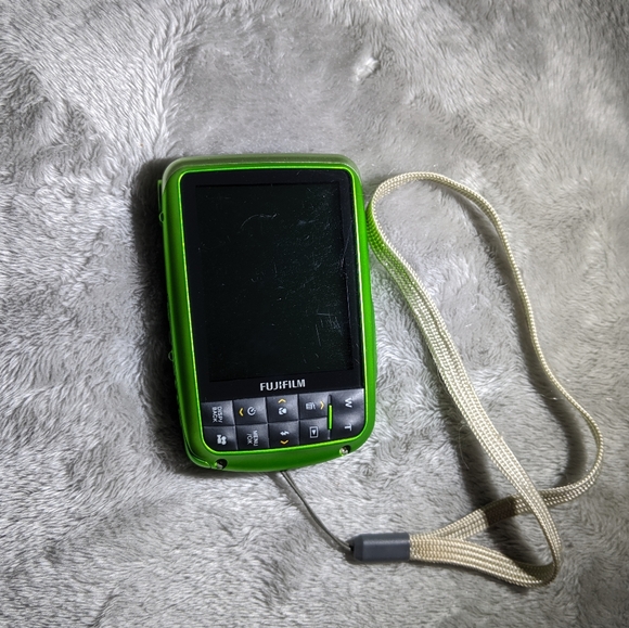 Fujifilm WP Finepix Camera - Picture 2 of 2